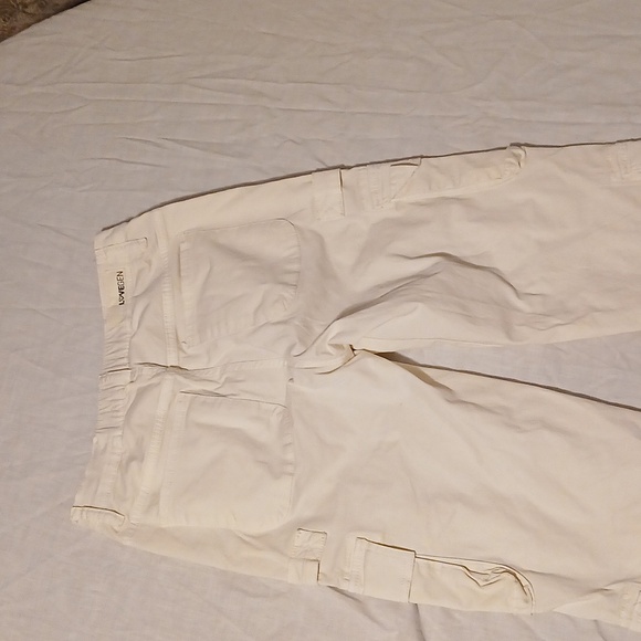 EUC LoveGen Cream Cargo Pants croppable Ankle Size 3/27 like New - Picture 6 of 8